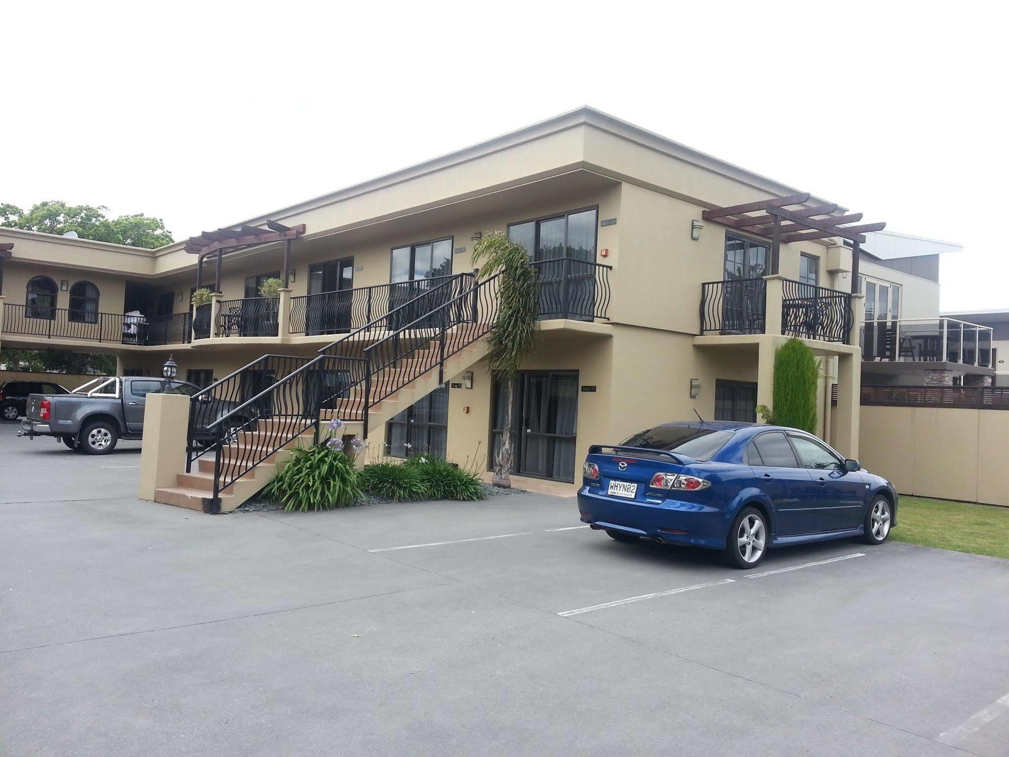 Stay 280 & Stay 284 Rotorua - Refurbished Modern Accommodation Экстерьер фото